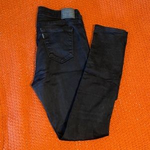 Black skinny jeans